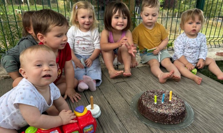 Trois ans de Laélia