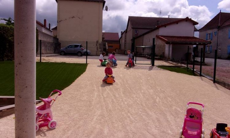 Micro crèche à Chauffailles